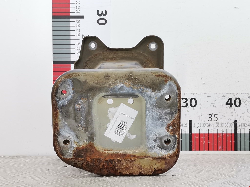 Отбойник бампера передний правый Opel Antara (L07) (2006-2017)