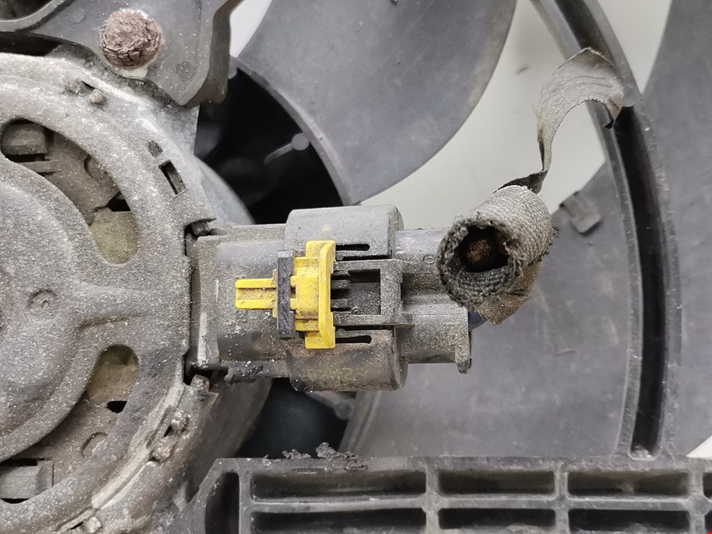 Вентилятор радиатора основного PEUGEOT 207 2006-2015