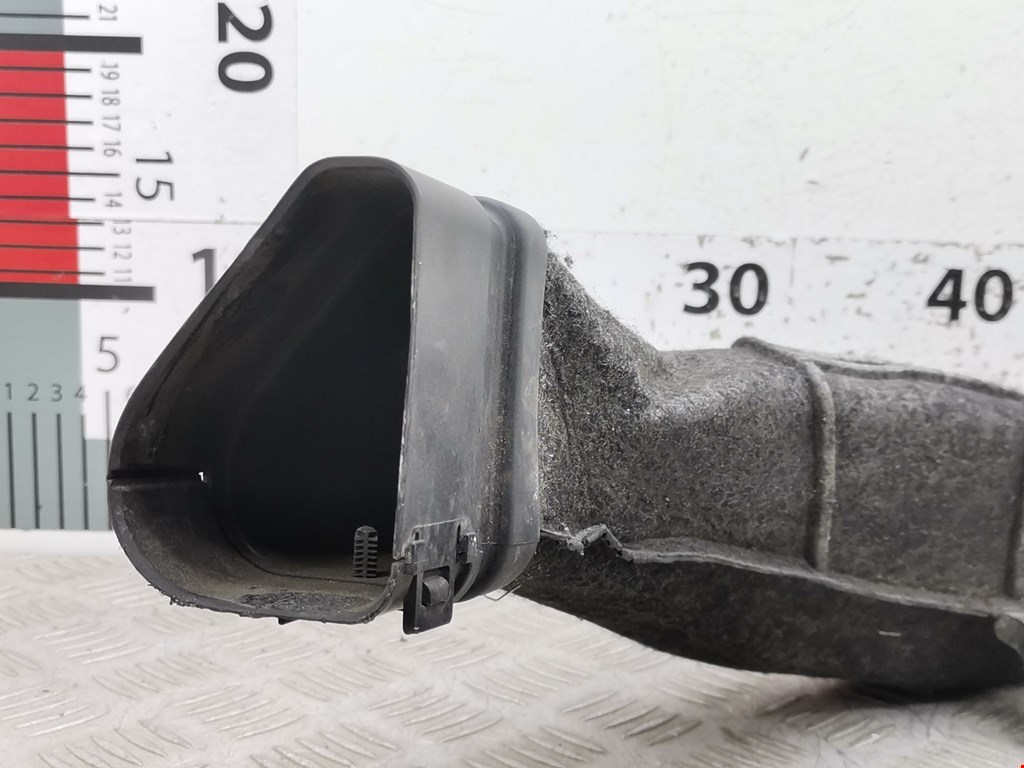 Воздуховод LAND ROVER Freelander II 2006-2014