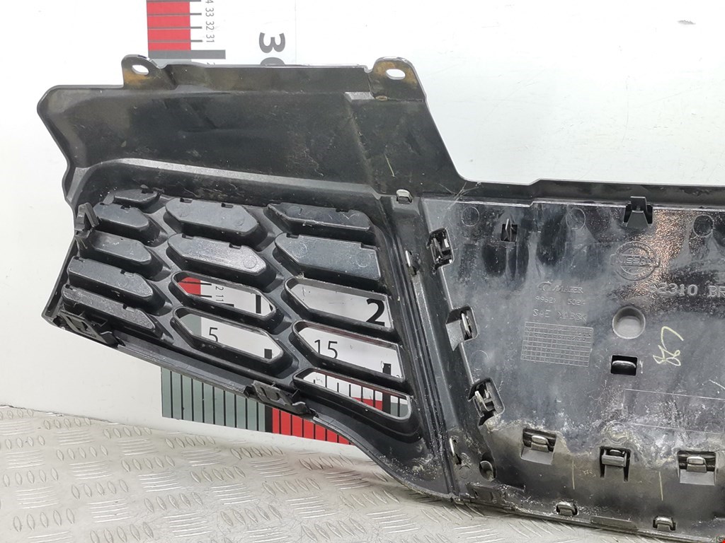 Решетка радиатора NISSAN Qashqai J10 2006-2013