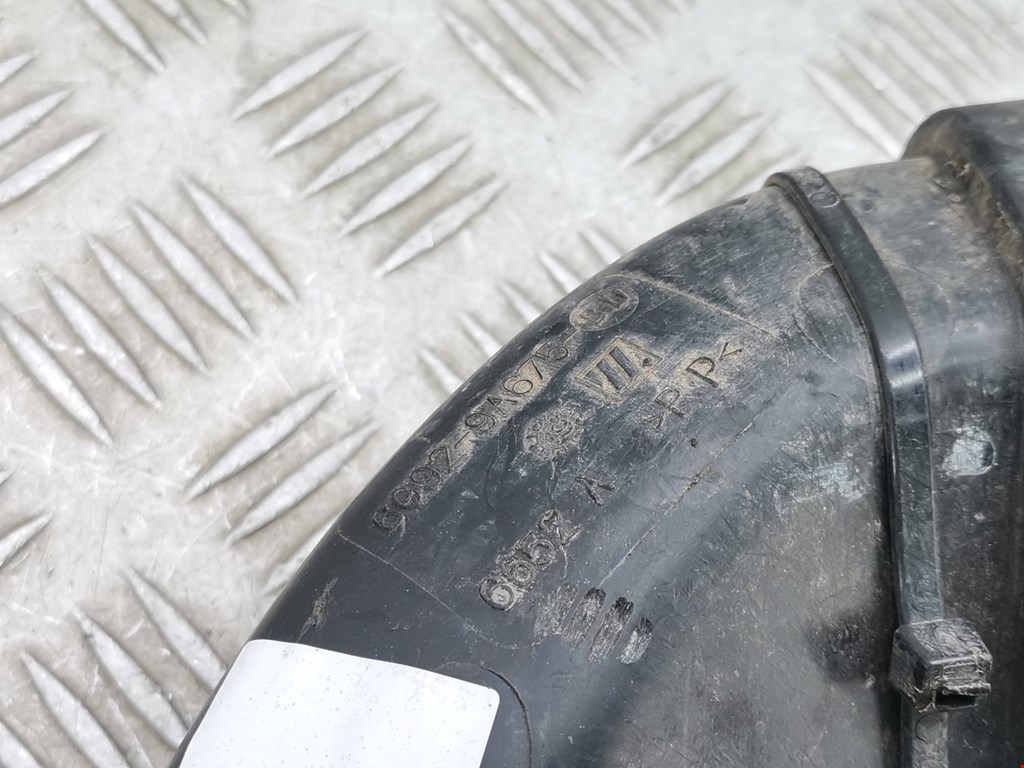 Воздуховод LAND ROVER Freelander II 2006-2014