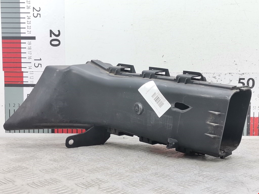 Воздуховод BMW 3er E90/E91 2005-2012