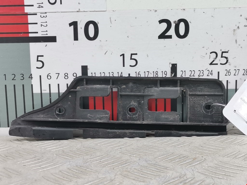 Кронштейн переднего бампера левый VOLKSWAGEN Jetta V 2005-2011