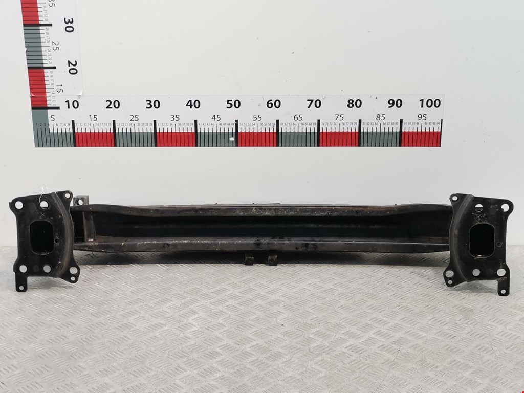 Усилитель переднего бампера (передний) VOLKSWAGEN Jetta V 2005-2011