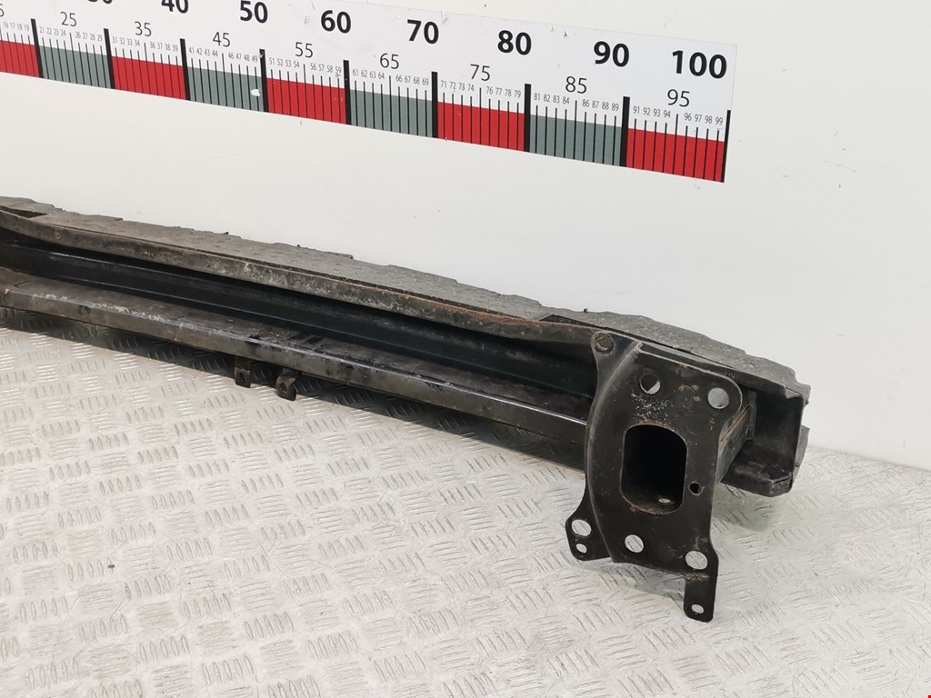 Усилитель переднего бампера (передний) VOLKSWAGEN Jetta V 2005-2011