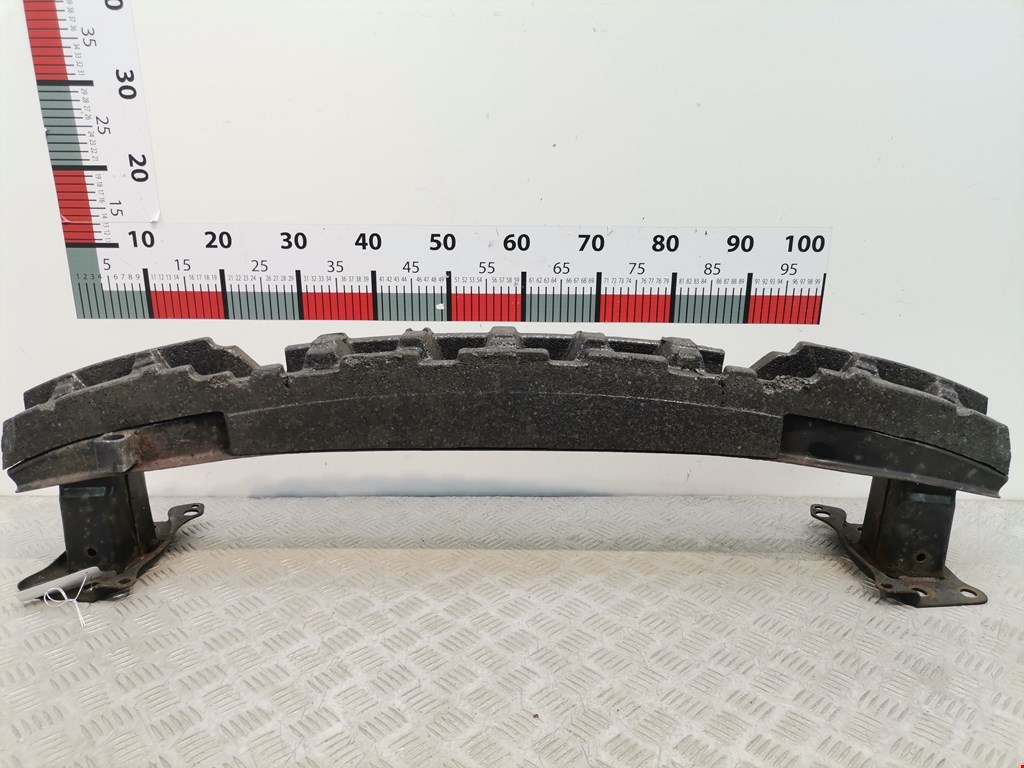 Усилитель переднего бампера (передний) VOLKSWAGEN Jetta V 2005-2011