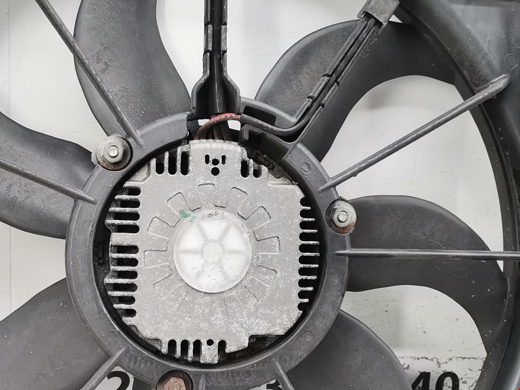 Вентилятор радиатора основного VOLKSWAGEN Tiguan 2007-2016