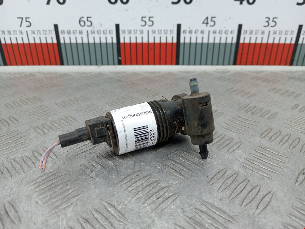 Насос (моторчик) омывателя Land Rover Freelander 2 (2006-2014)