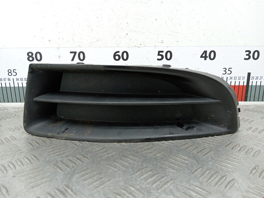 Решетка в бампер SKODA Octavia A5 1Z- 2004-2013