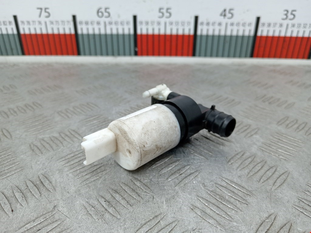 Насос (моторчик) омывателя Peugeot 207 (2006-2014)