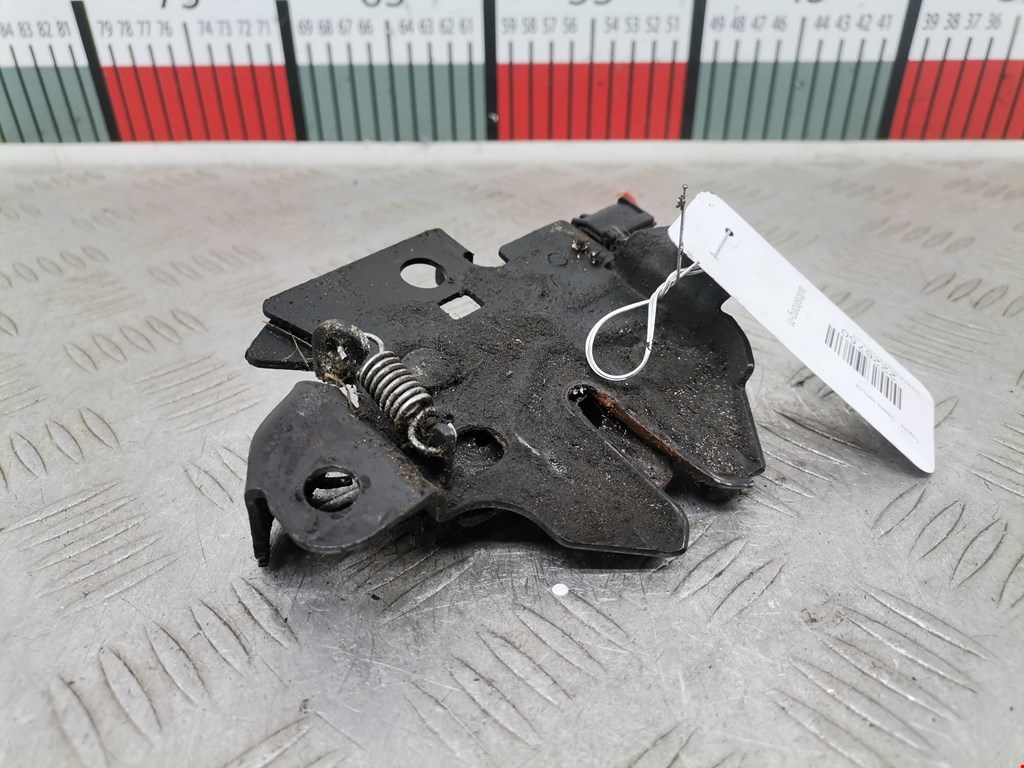 Замок капота TOYOTA Avensis 2009-2015