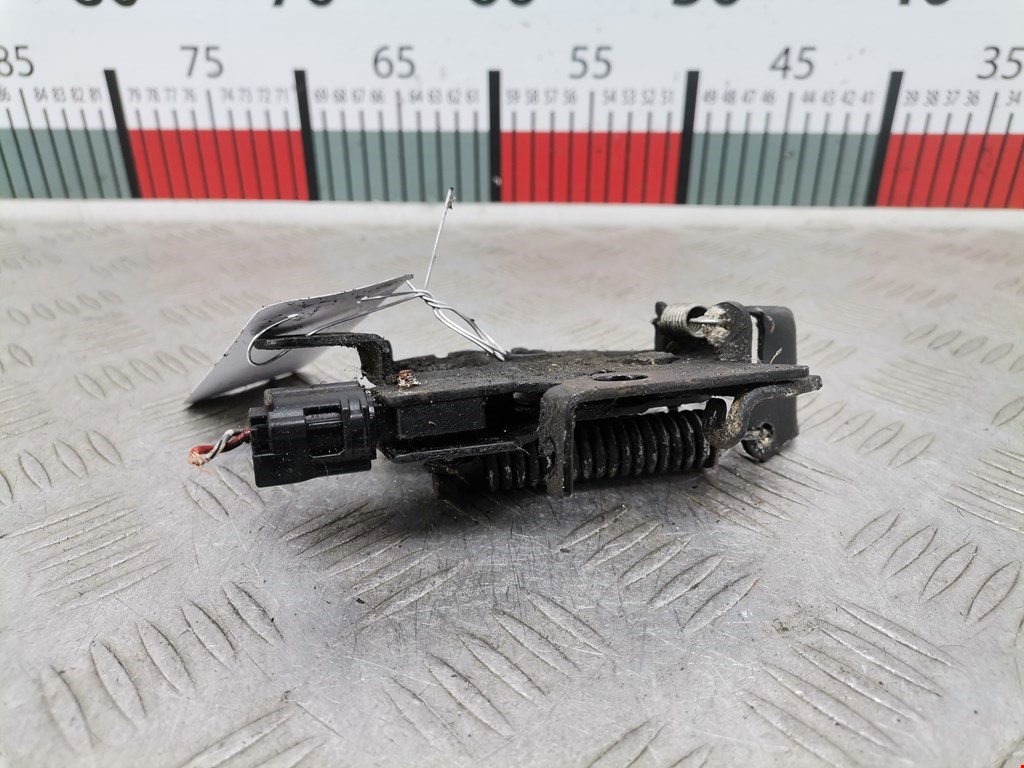 Замок капота TOYOTA Avensis 2009-2015