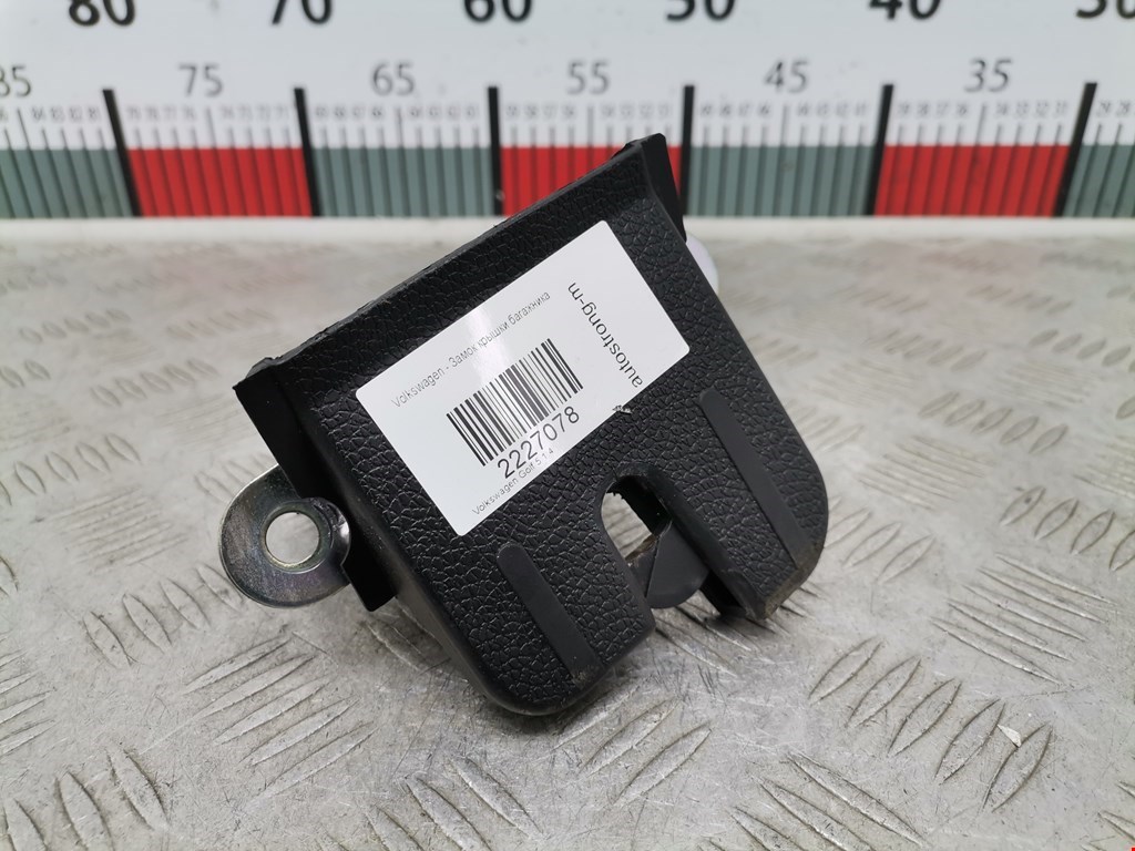Замок багажника (крышки двери) VOLKSWAGEN Golf V 2003-2009
