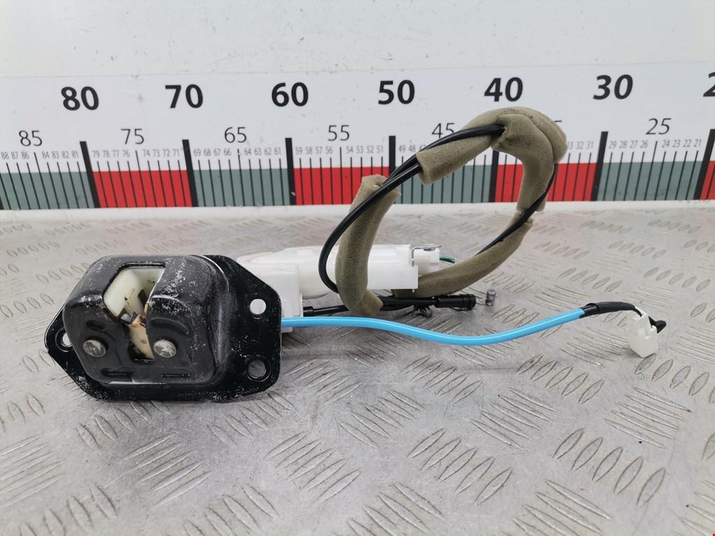 Замок багажника (крышки двери) NISSAN Note E12 2013-2020