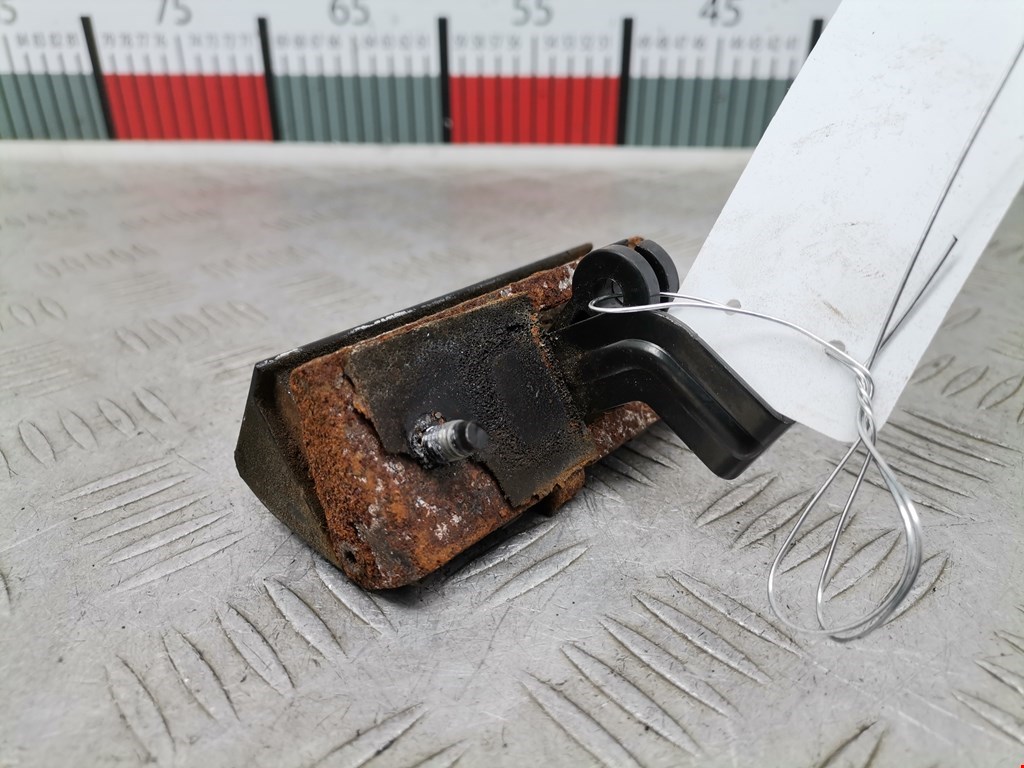 Ручка двери багажника наружная NISSAN Note E12 2013-2020