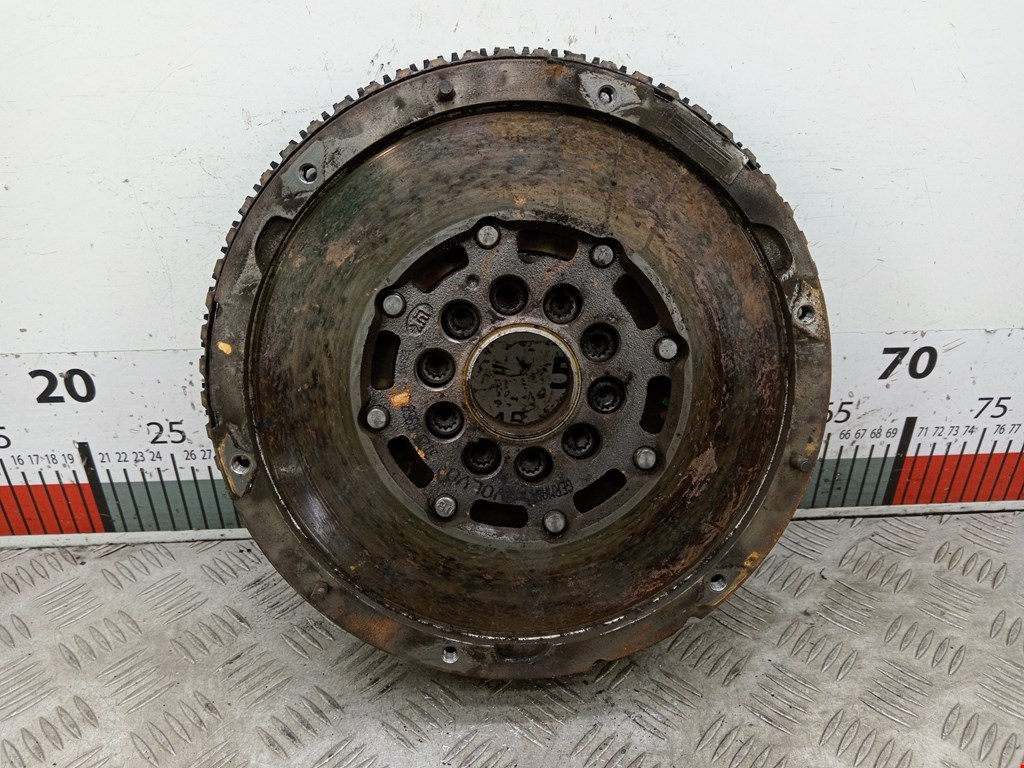 Маховик (демпфер сцепления) VOLVO V50 I 2004-2012