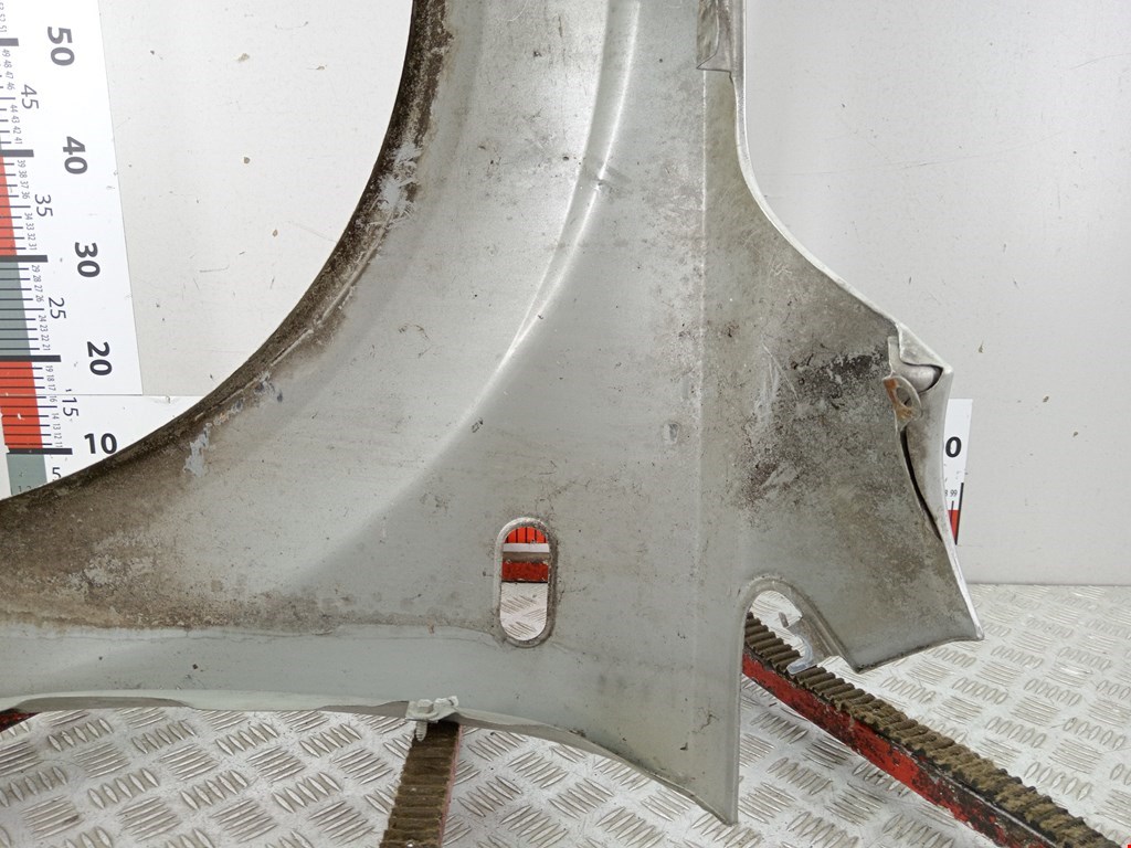 Крыло переднее правое FORD Focus II 2005-2011