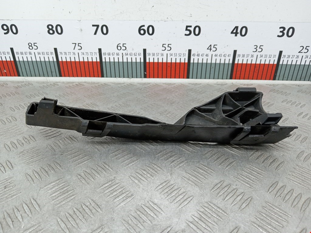 Кронштейн переднего бампера левый FORD Focus II 2005-2011