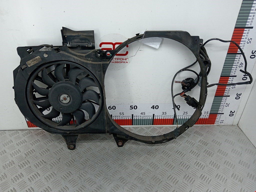 Вентилятор радиатора кондиционера AUDI A4 B6 2001-2005