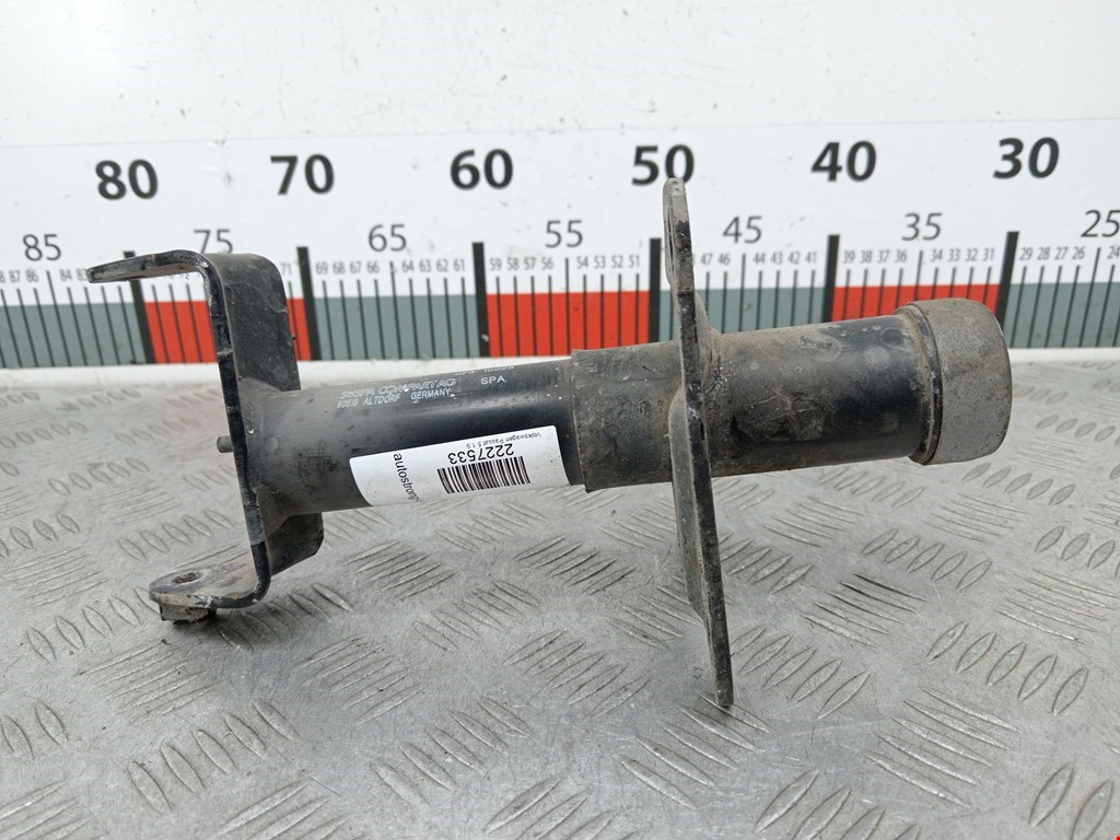 Отбойник бампера передний правый Volkswagen Passat 5 (1996-2000)