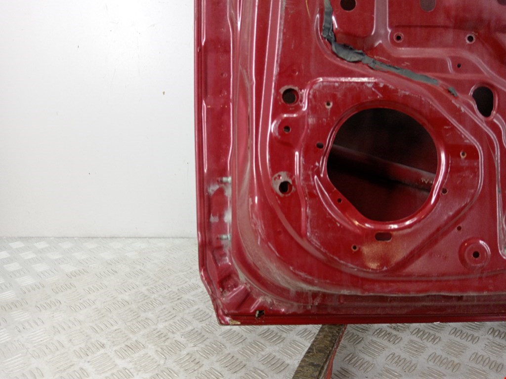 Дверь задняя правая NISSAN Tiida C11 2004-2014