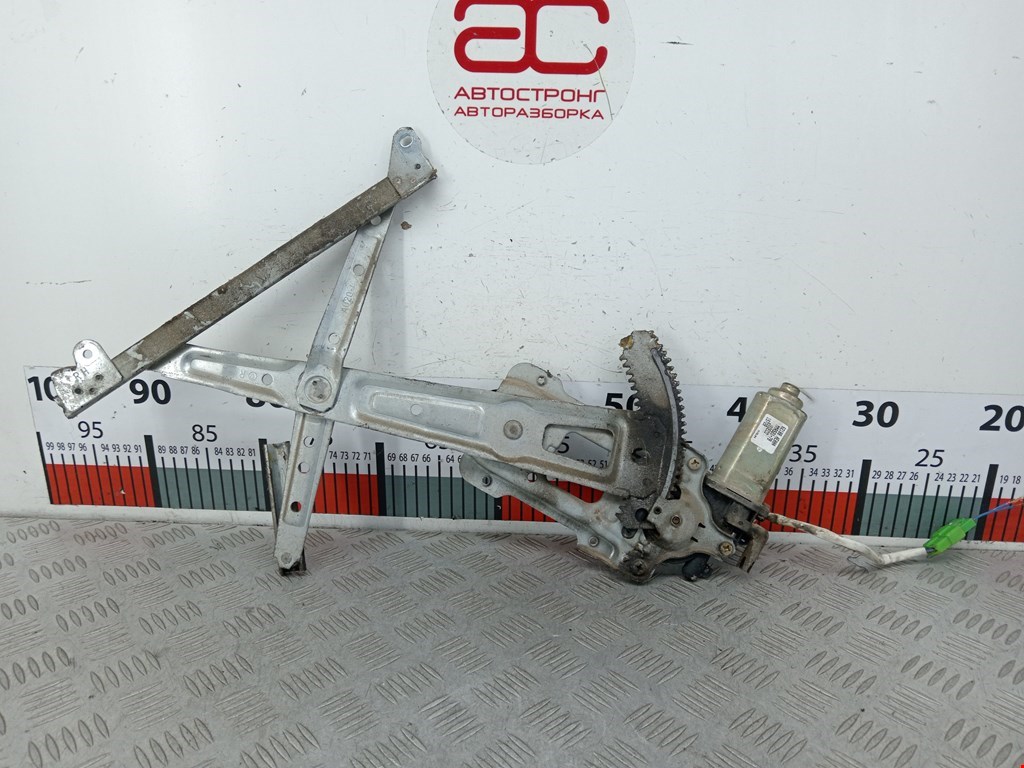 Стеклоподъемник задний правый SUBARU Legacy 1998-2004