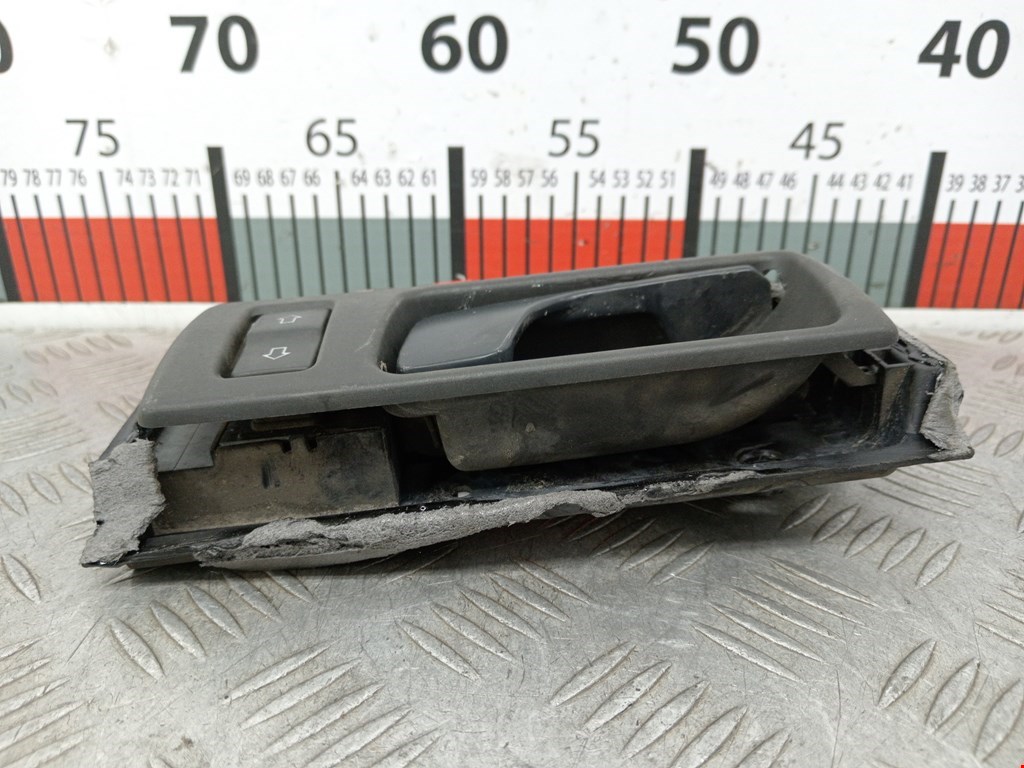 Ручка дверная задняя внутренняя левая LAND ROVER Range Rover 1994-2002