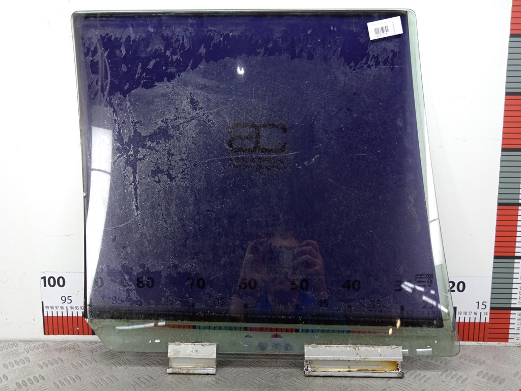 Стекло двери заднее левое LAND ROVER Range Rover 1994-2002