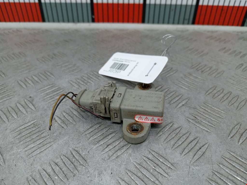 Датчик ускорения (курсовой устойчивости уровня оборотов) Mercedes S-Class (W220) (1998-2005)