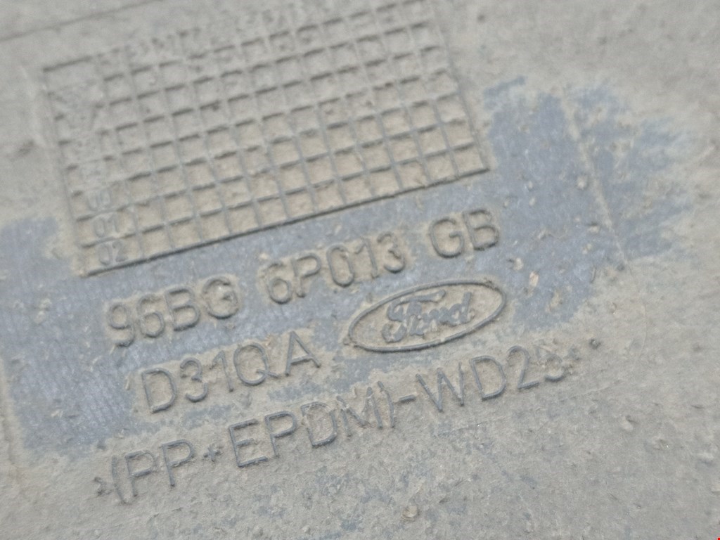 Локер (подкрылок) передний правый FORD Mondeo II 1996-2000