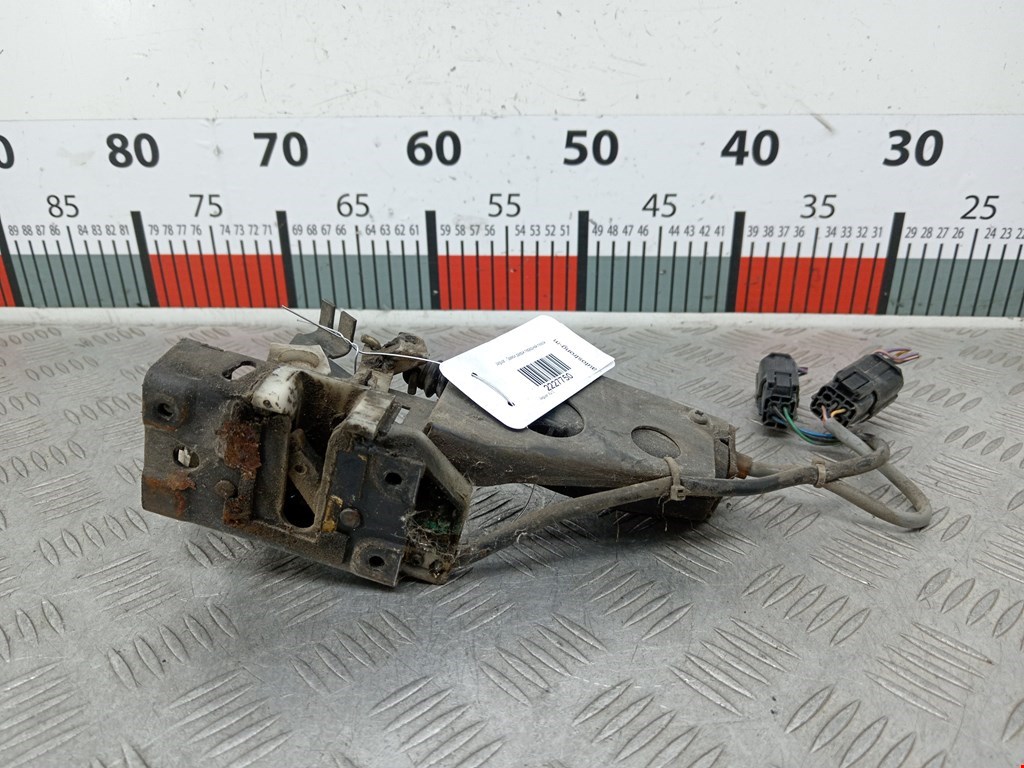 Замок двери передней левой JAGUAR XJ I Series 3 1979-1992