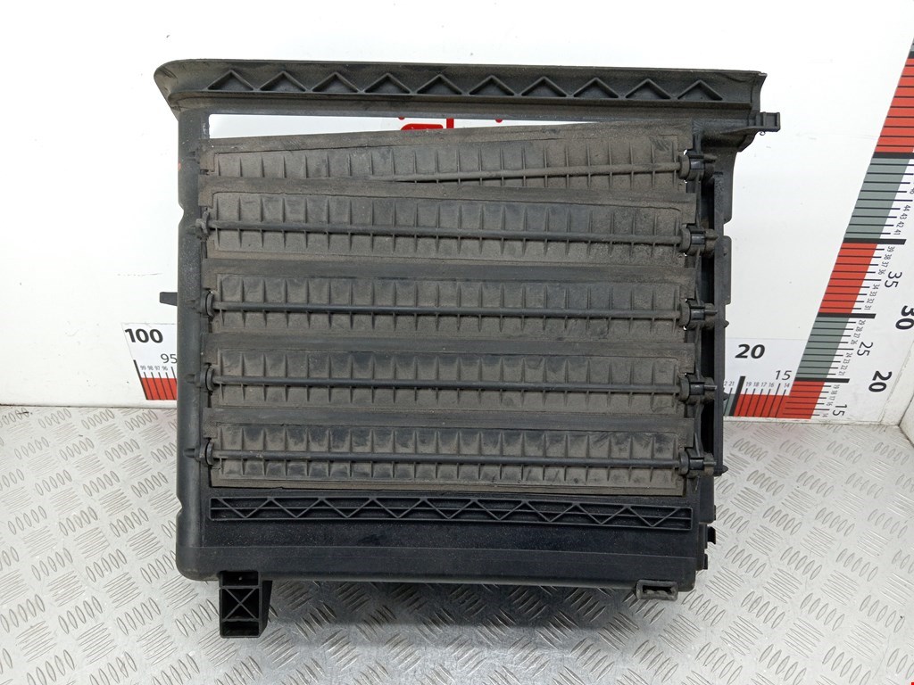 Диффузор (кожух) вентилятора BMW 3er E46 1998-2006