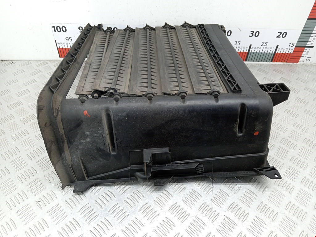 Диффузор (кожух) вентилятора BMW 3er E46 1998-2006