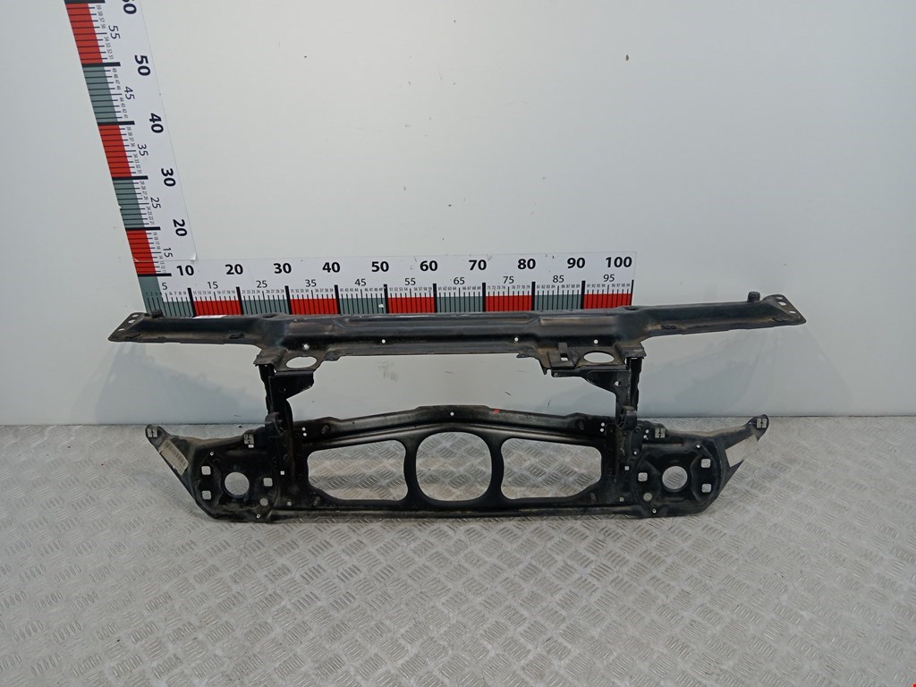 Панель передняя (передняя монтажная панель рамка передняя телевизор) BMW 3-Series (E46) (1998-2007)