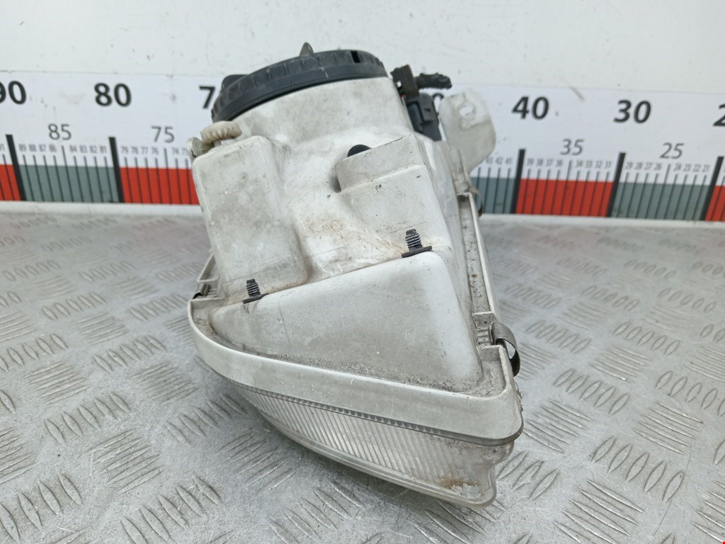 Фара правая MITSUBISHI Space Star 1999-2006