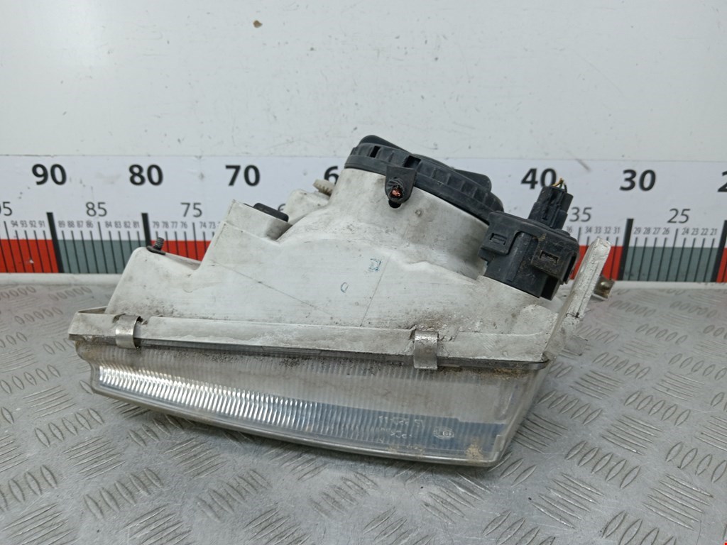 Фара правая MITSUBISHI Space Star 1999-2006