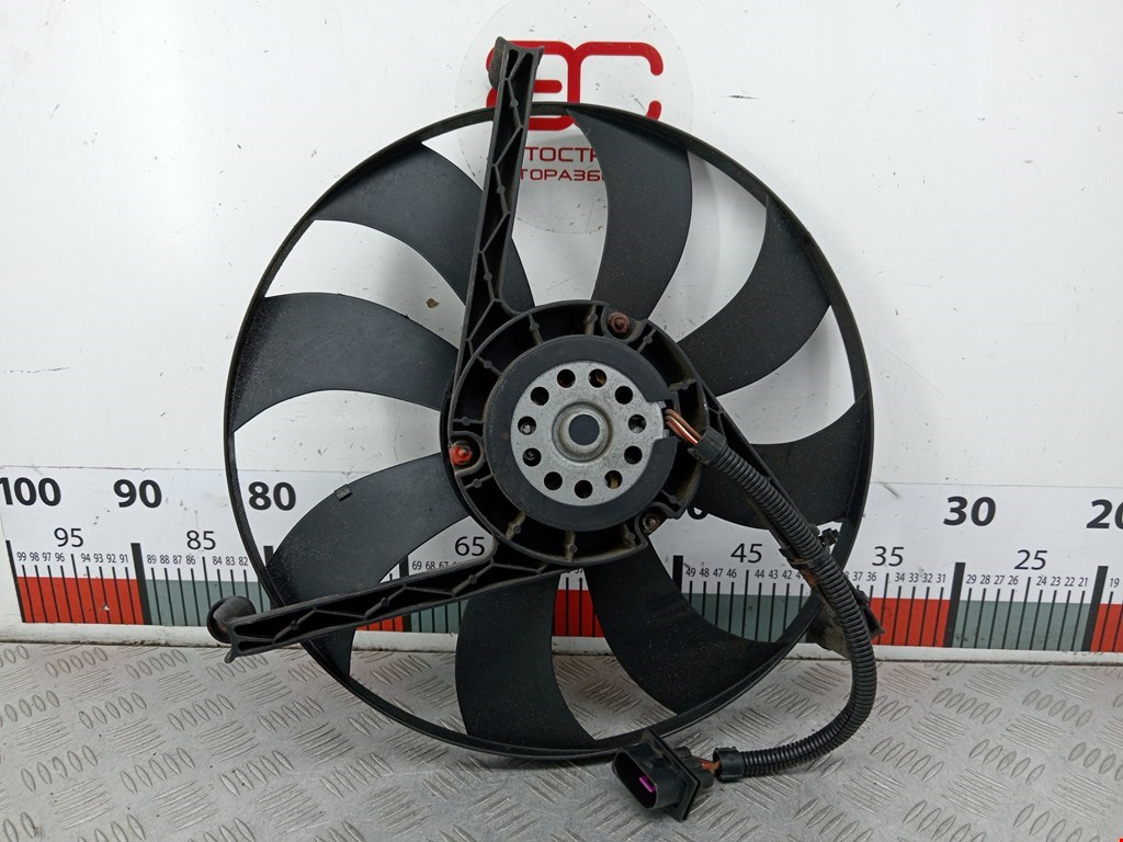 Вентилятор радиатора основного SEAT Ibiza 2002-2008