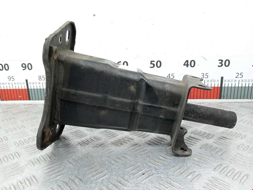 Отбойник бампера передний правый Mercedes ML-Class (W164) (2005-2011)