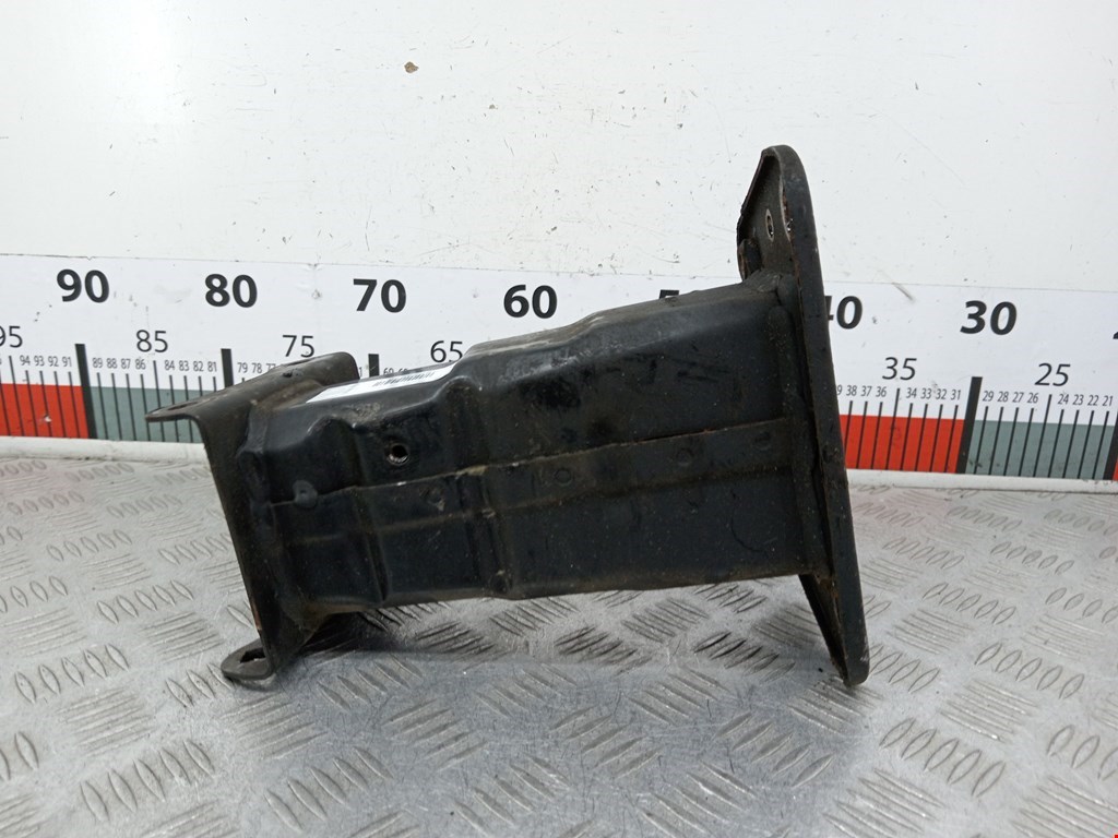 Отбойник бампера передний левый Mercedes ML-Class (W164) (2005-2011)