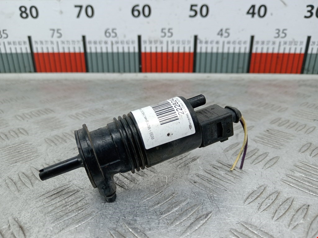 Насос (моторчик) омывателя Mercedes ML-Class (W164) (2005-2011)