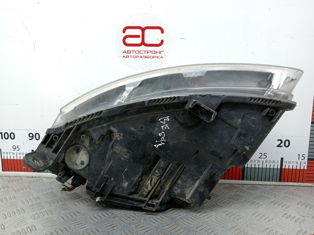 Фара правая AUDI A6 C6 2004-2010