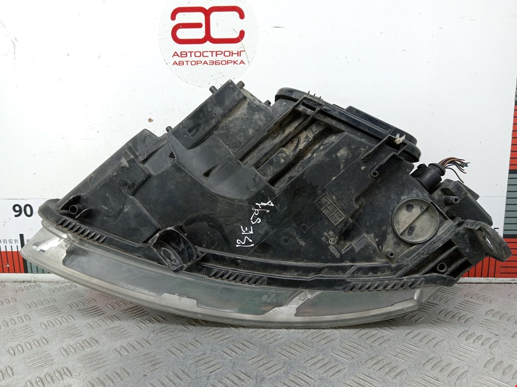 Фара правая AUDI A6 C6 2004-2010