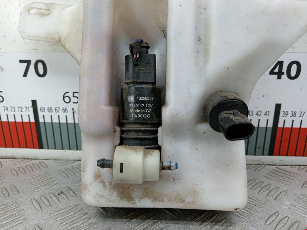 Бачок омывателя OPEL Insignia 2008-2017