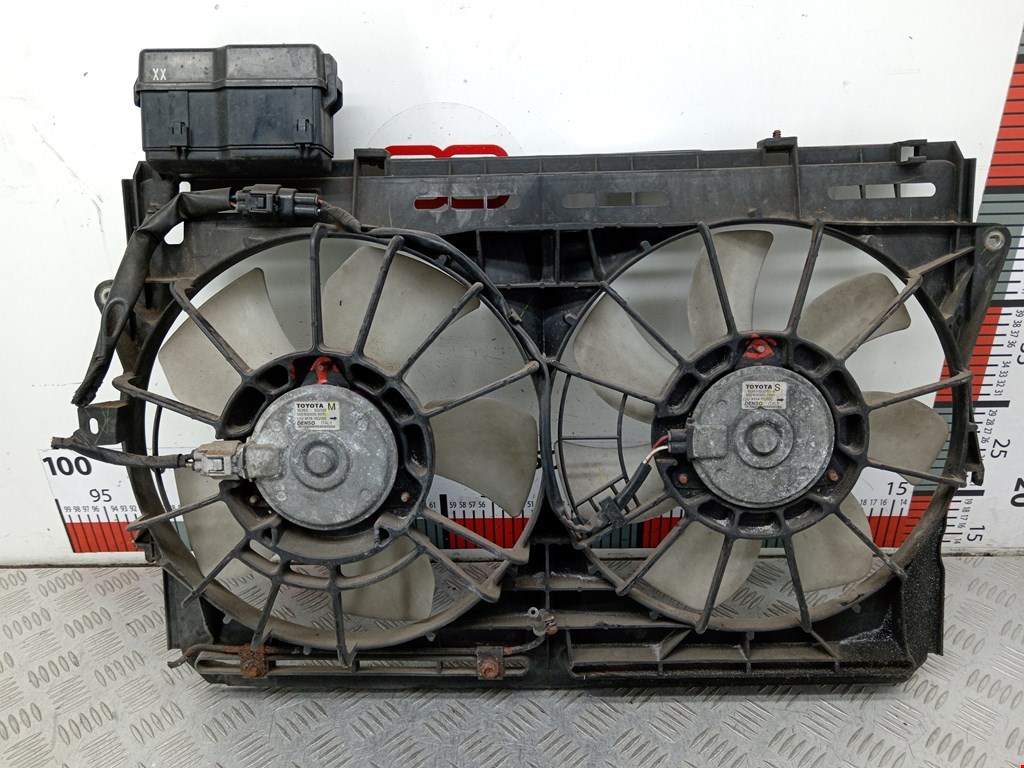 Вентилятор радиатора основного TOYOTA Corolla Verso E121 AR10 2001-2009