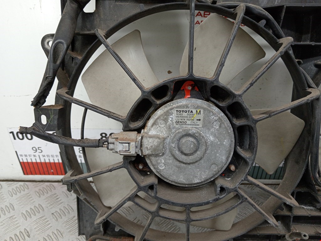 Вентилятор радиатора основного TOYOTA Corolla Verso E121 AR10 2001-2009