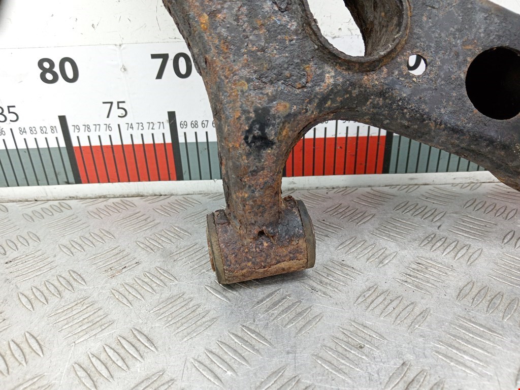 Рычаг передний левый TOYOTA RAV 4 XA30 2006-2012