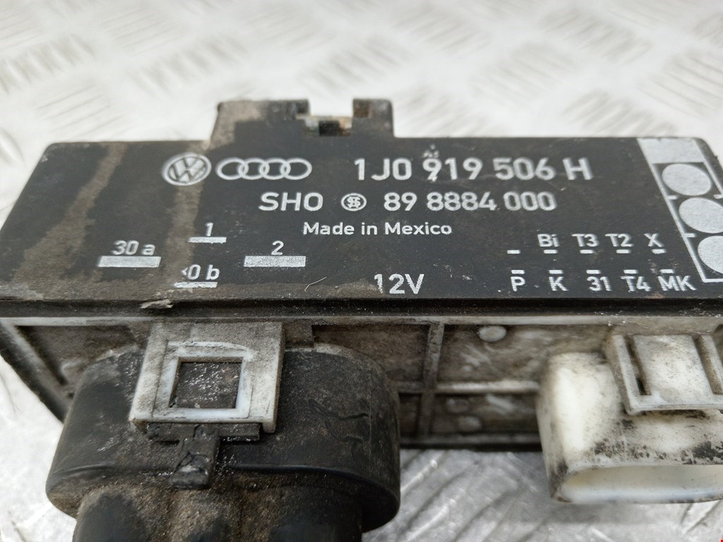 Блок управления вентилятором VOLKSWAGEN Beetle A4 1998-2010