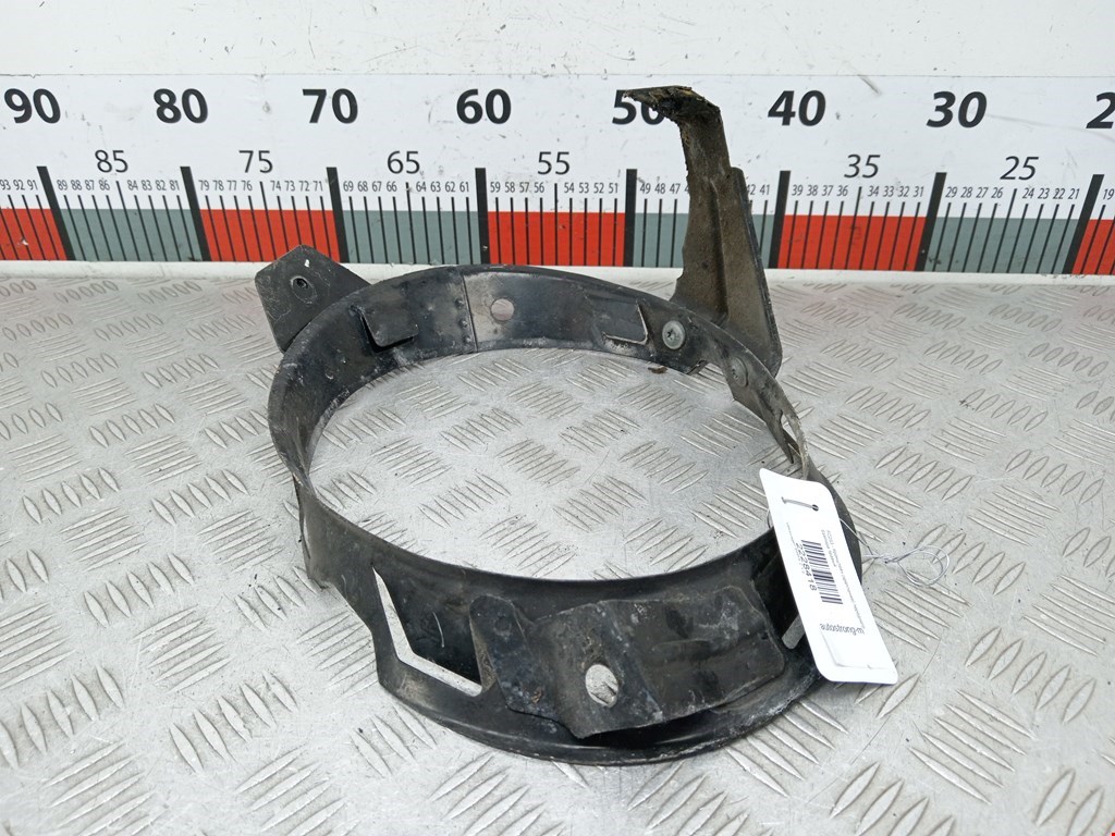 Кронштейн переднего бампера правый VOLKSWAGEN Beetle A4 1998-2010