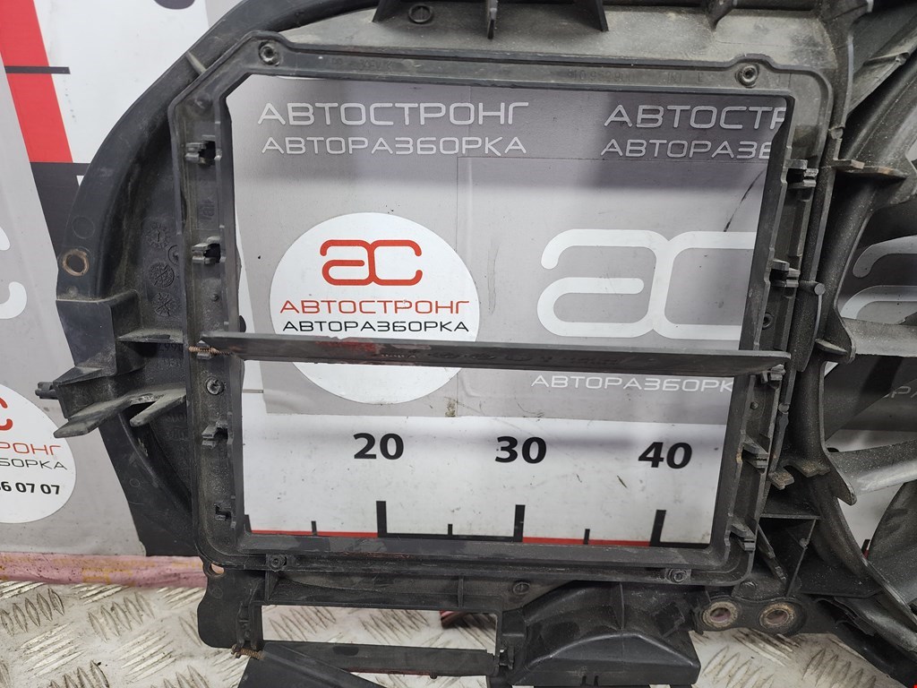 Вентилятор радиатора основного AUDI A4 B6 2001-2005