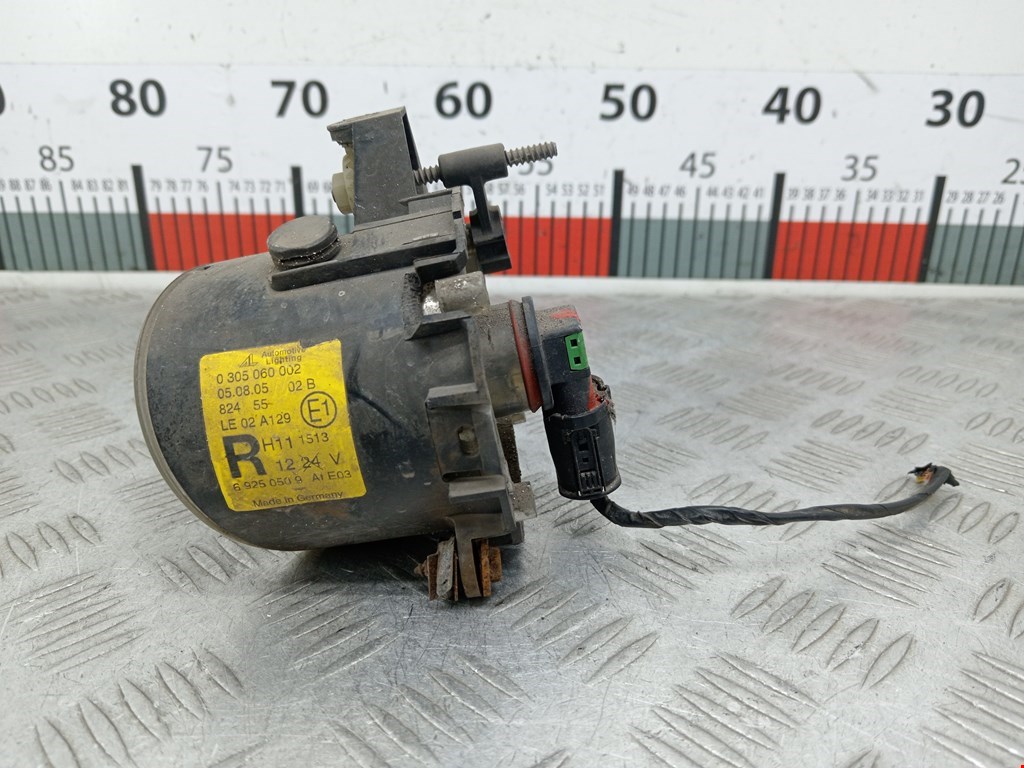 Фара противотуманная правая (ПТФ) MINI Hatch R50/R53 3-door 2001-2006